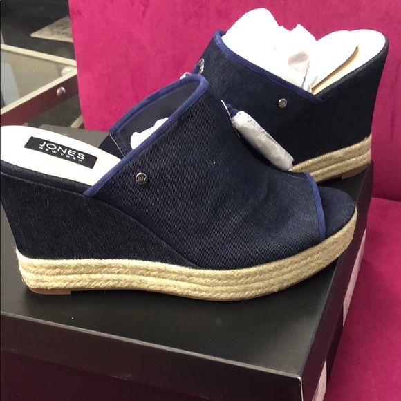 Two Tassel Indigo Denim Wedged Slides, 9.5 - Picture 3 of 7